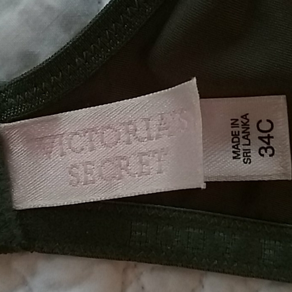 bra - Picture 2 of 4